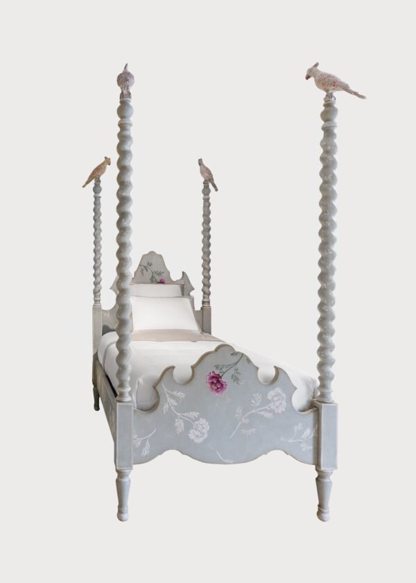 Bovolo Bed 01